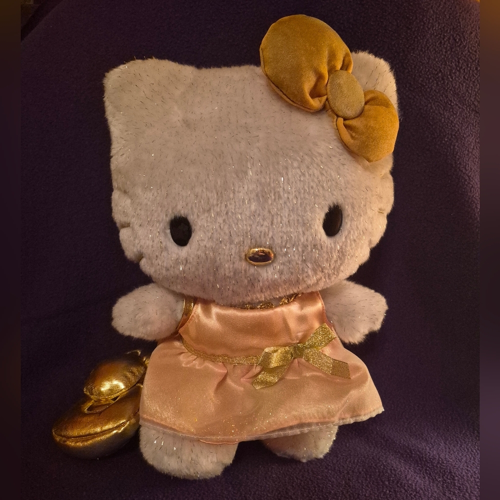 Gold Hello Kitty